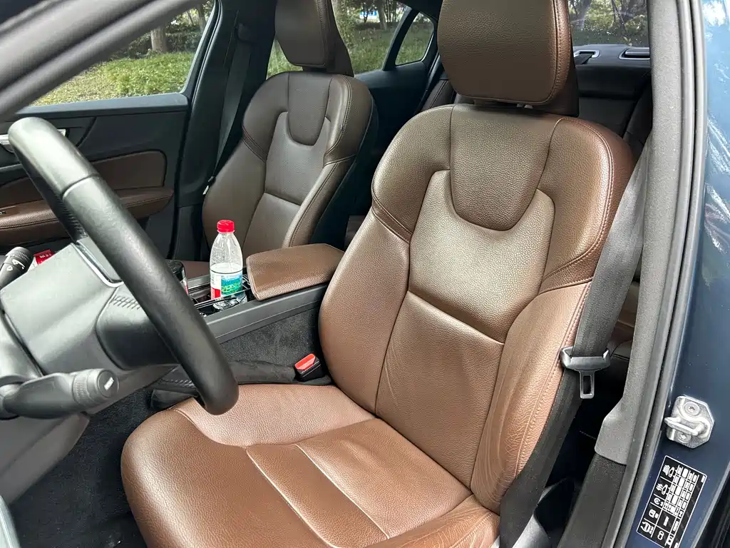 Volvo S60 — миниатюра 10
