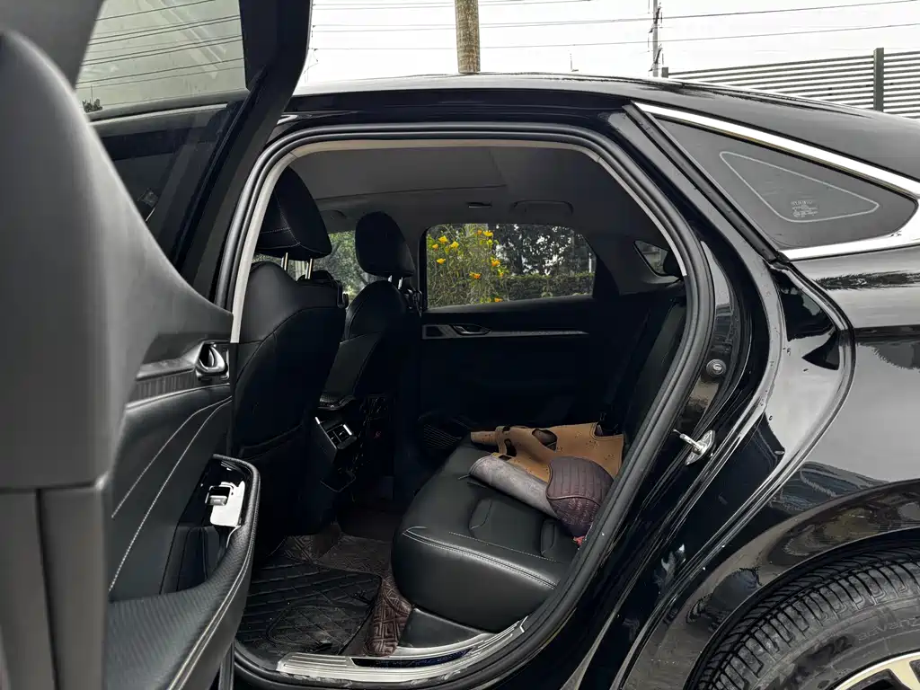 GEELY AUTOMOBILE XINGRUI