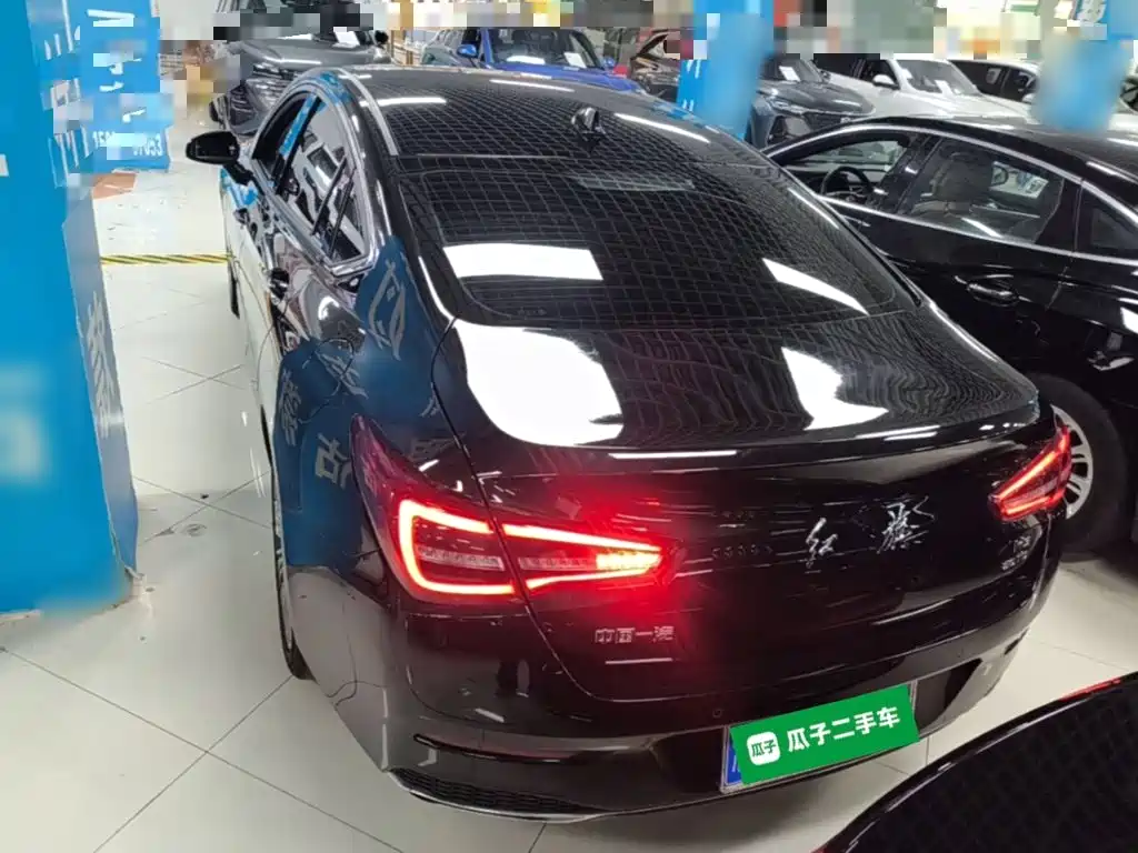 Hongqi Hongqi H5 — миниатюра 6