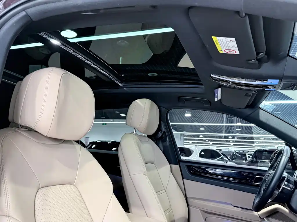 Porsche Cayenne — миниатюра 18