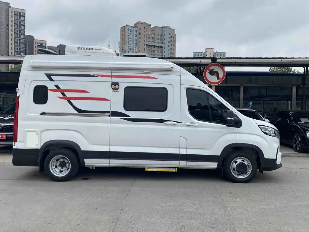 Maxus V90 RV — миниатюра 4