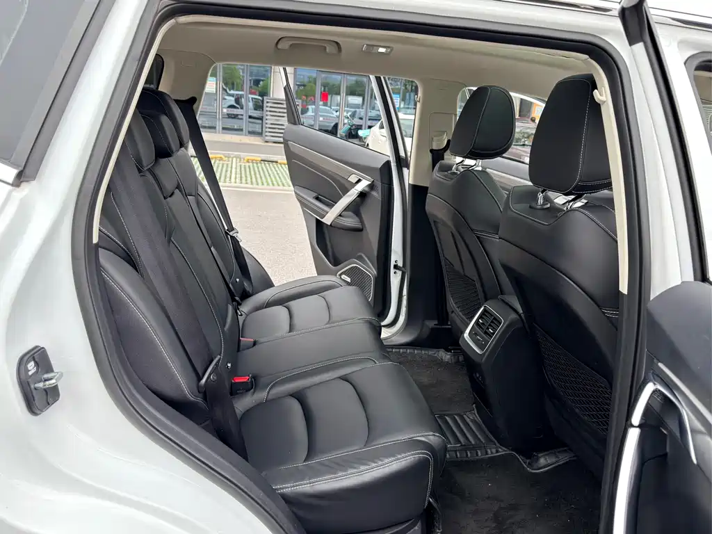 GEELY AUTOMOBILE BOYUE