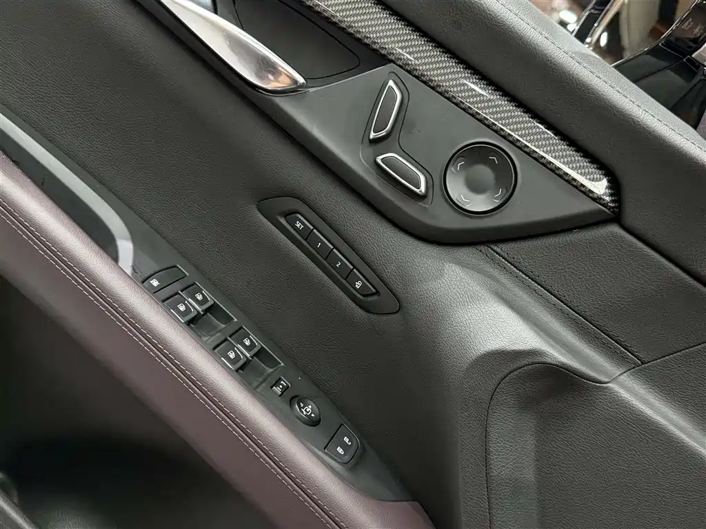 Cadillac CT6 — миниатюра 10
