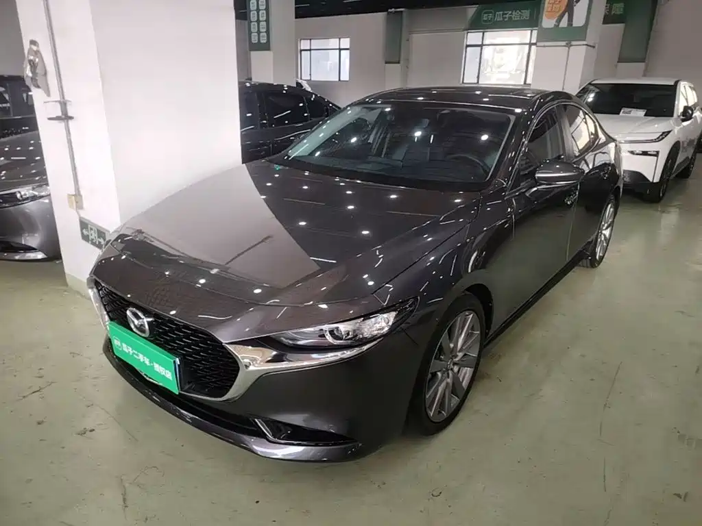 Mazda 3 Axela — миниатюра 2