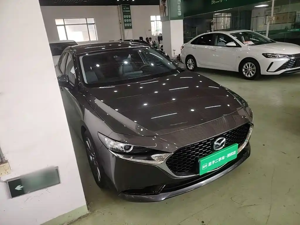 Mazda 3 Axela — миниатюра 4
