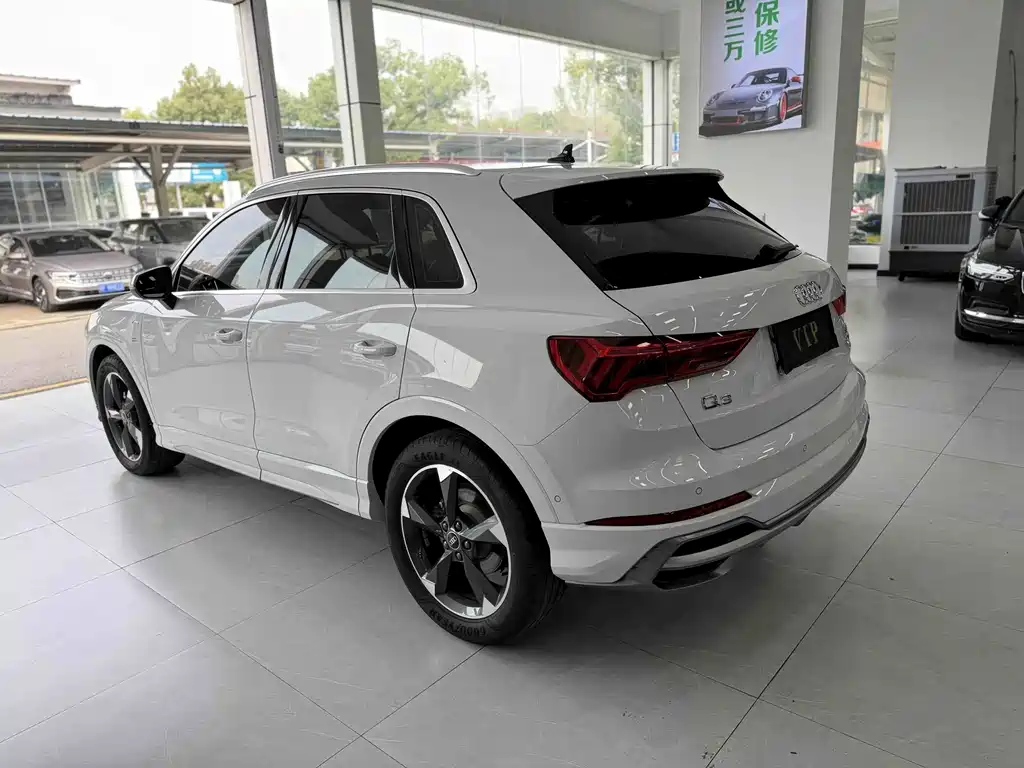 Audi Q3 — миниатюра 9