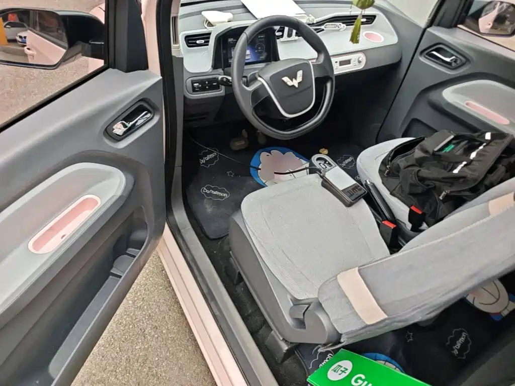Wuling MINIEV — миниатюра 16