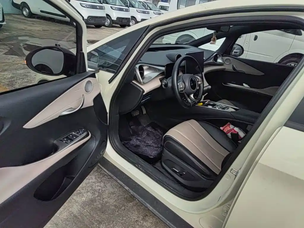 BYD Dolphin — миниатюра 16