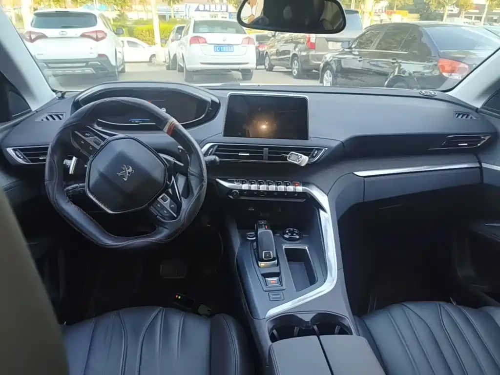Peugeot 5008 — миниатюра 10
