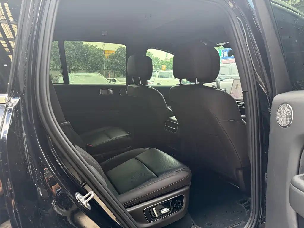 Li Auto Li L8 — миниатюра 9