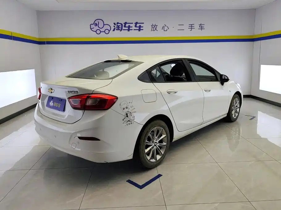 Chevrolet Cruze — миниатюра 3