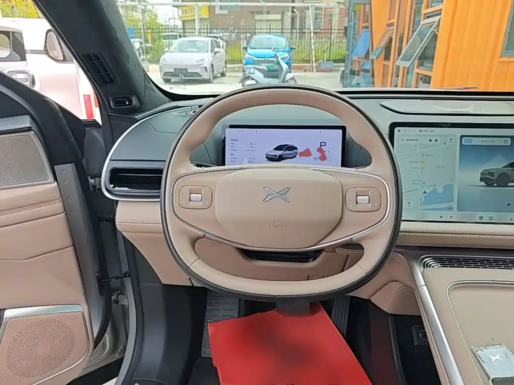 XPeng G9 — миниатюра 11