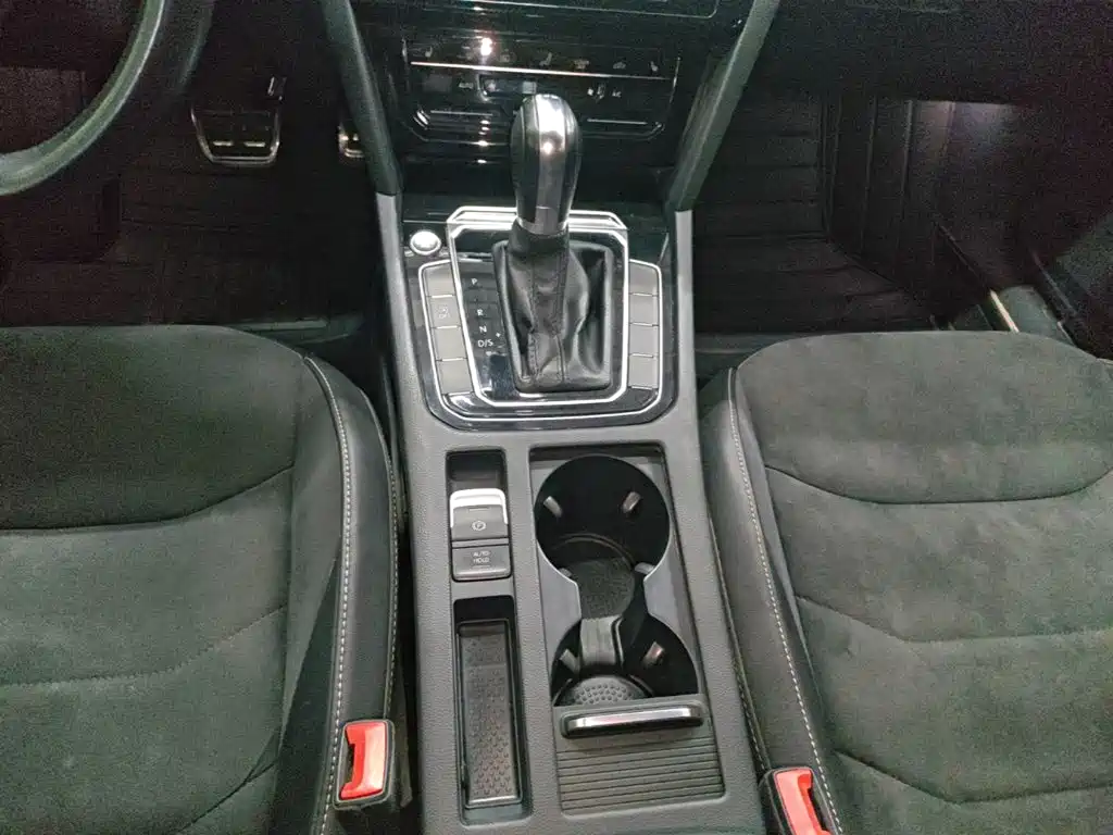 Volkswagen CC — миниатюра 14