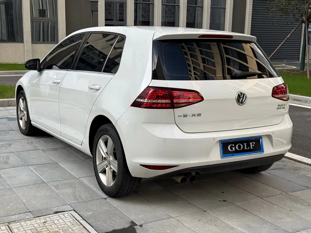Volkswagen Golf — миниатюра 3