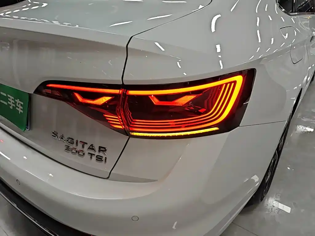 Volkswagen Sagitar — миниатюра 8