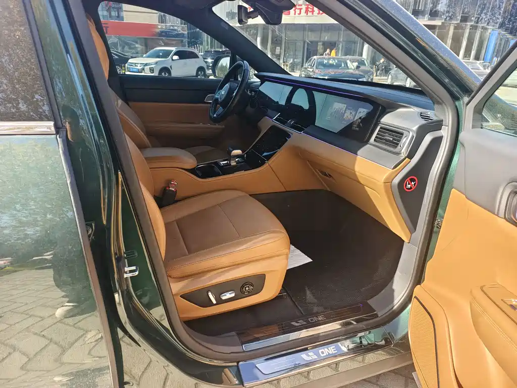 Li Auto Li ONE — миниатюра 6