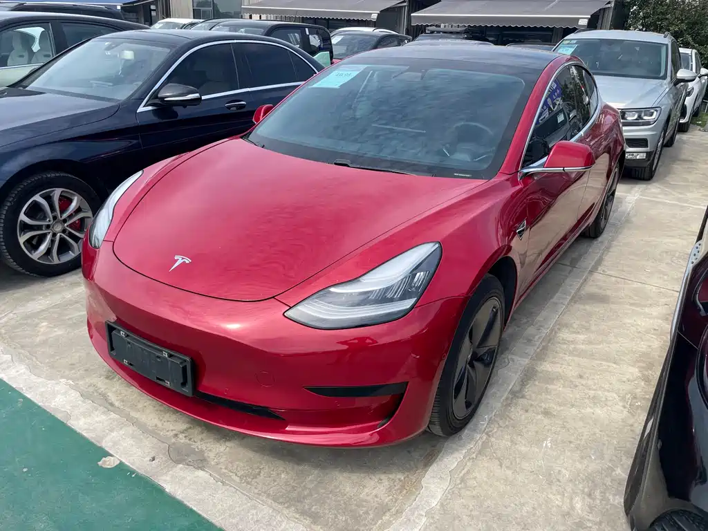 Tesla Model 3 2020