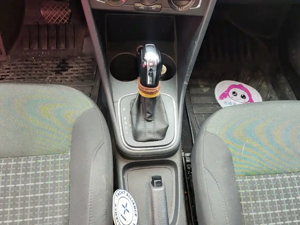 Volkswagen Polo — миниатюра 14
