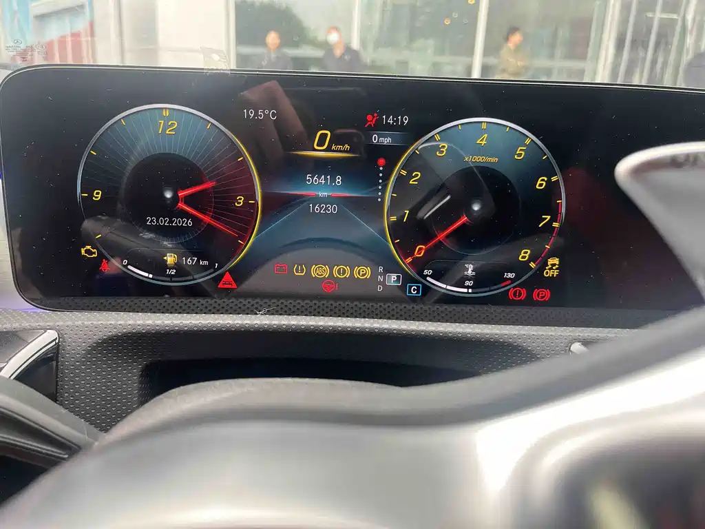 MERCEDES-BENZ CLA AMG