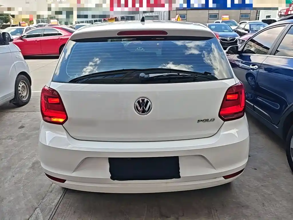 Volkswagen Polo — миниатюра 6