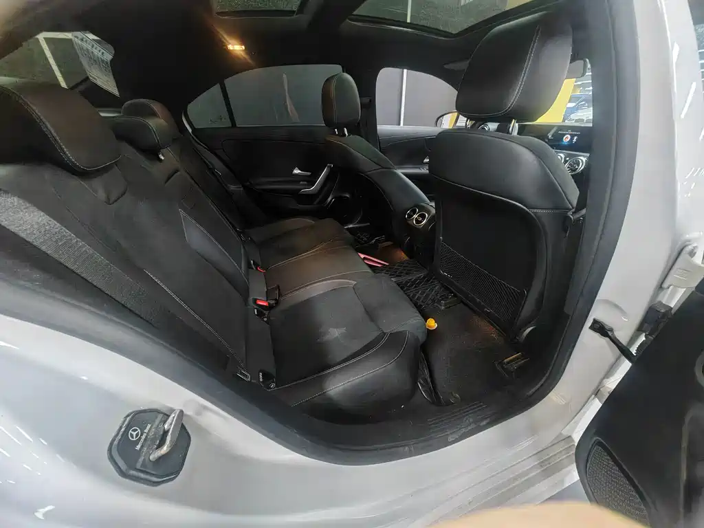 Mercedes-Benz A-Class — миниатюра 8
