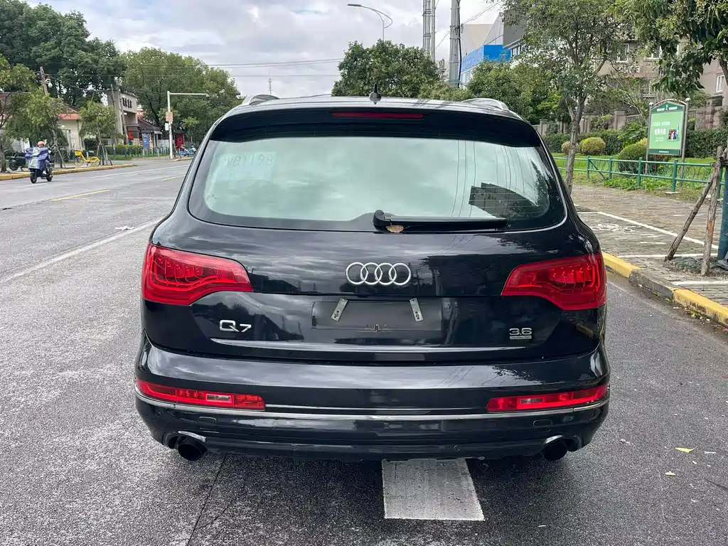 Audi Q7 — миниатюра 8