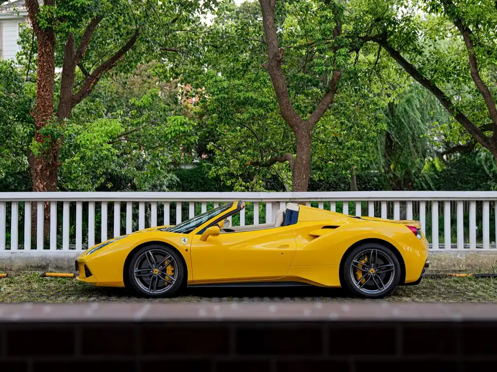 Ferrari 488 — миниатюра 14