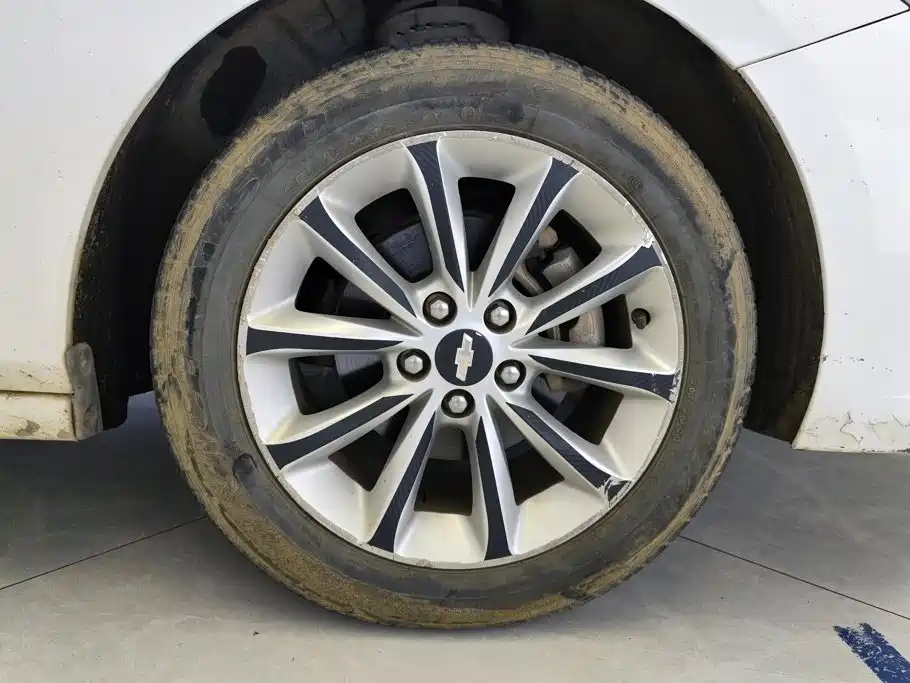 Chevrolet Cruze — миниатюра 6