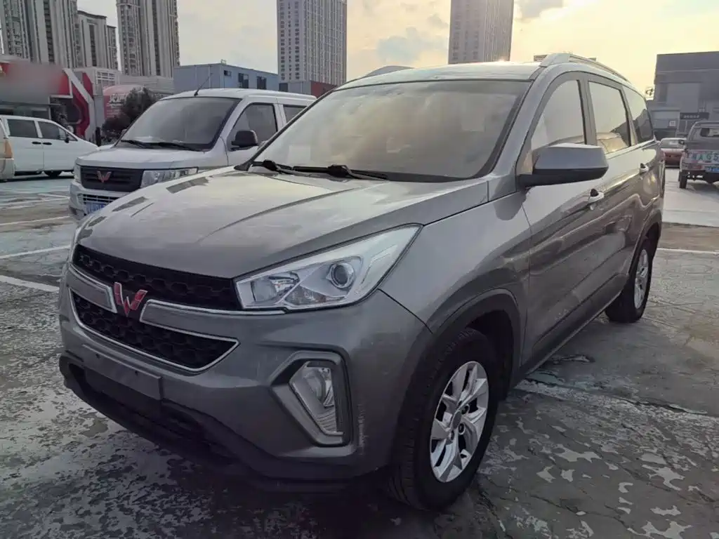 Wuling Hongguang S3
