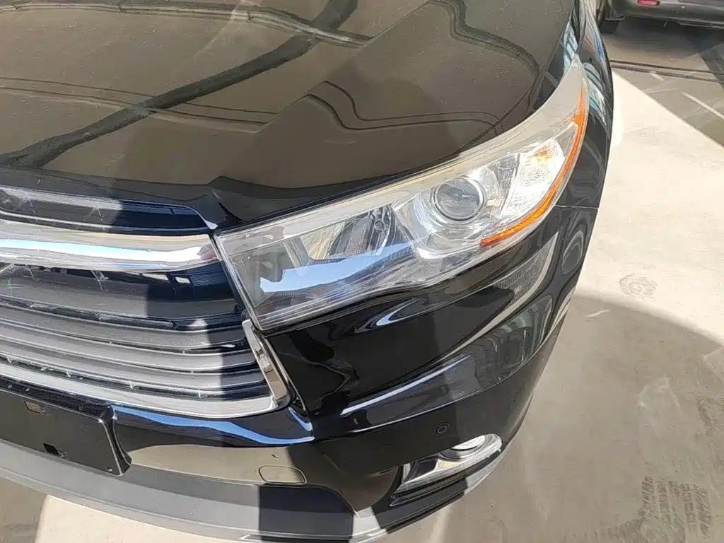 Toyota Highlander — миниатюра 24