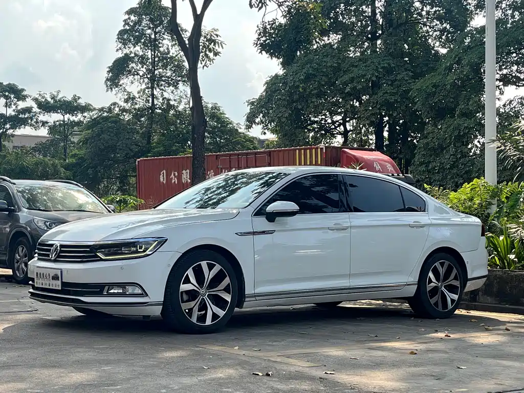 Volkswagen Magotan — миниатюра 3