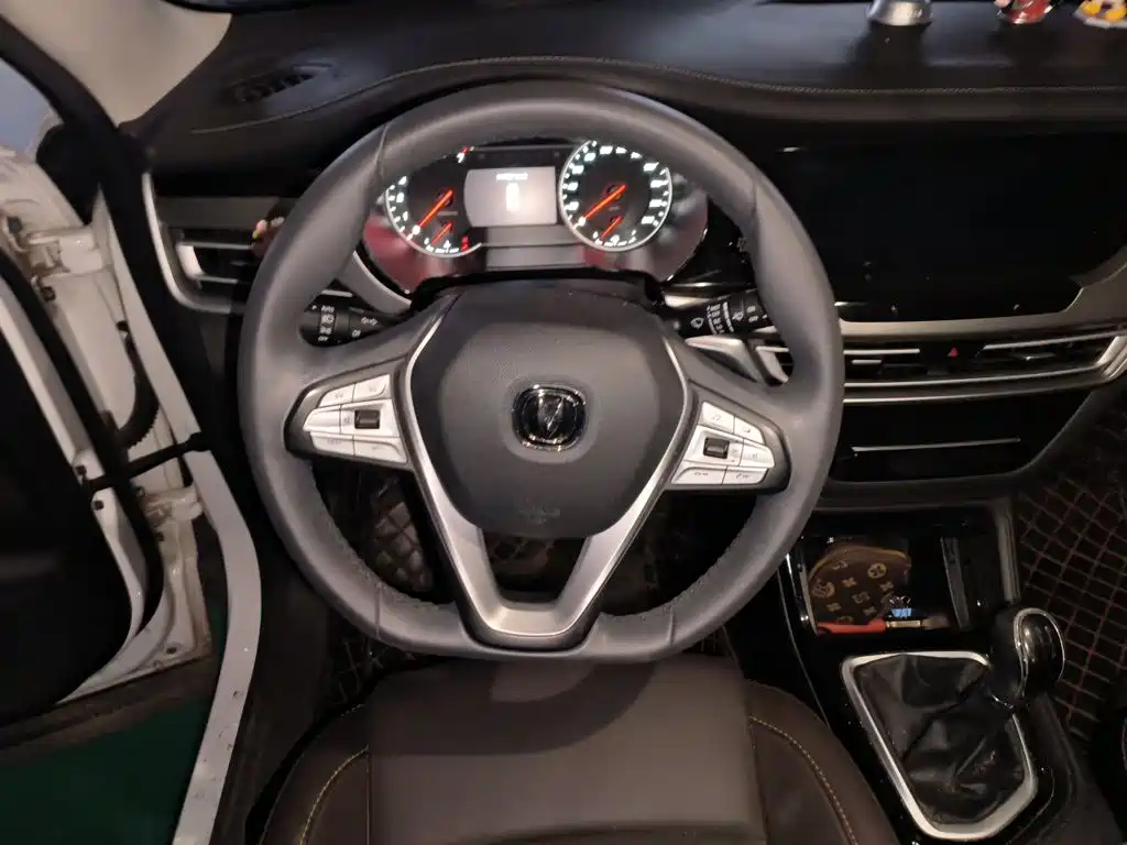 Changan CS35PLUS — миниатюра 6