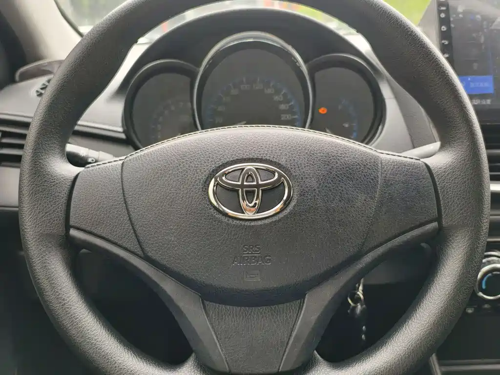 TOYOTA VIOS