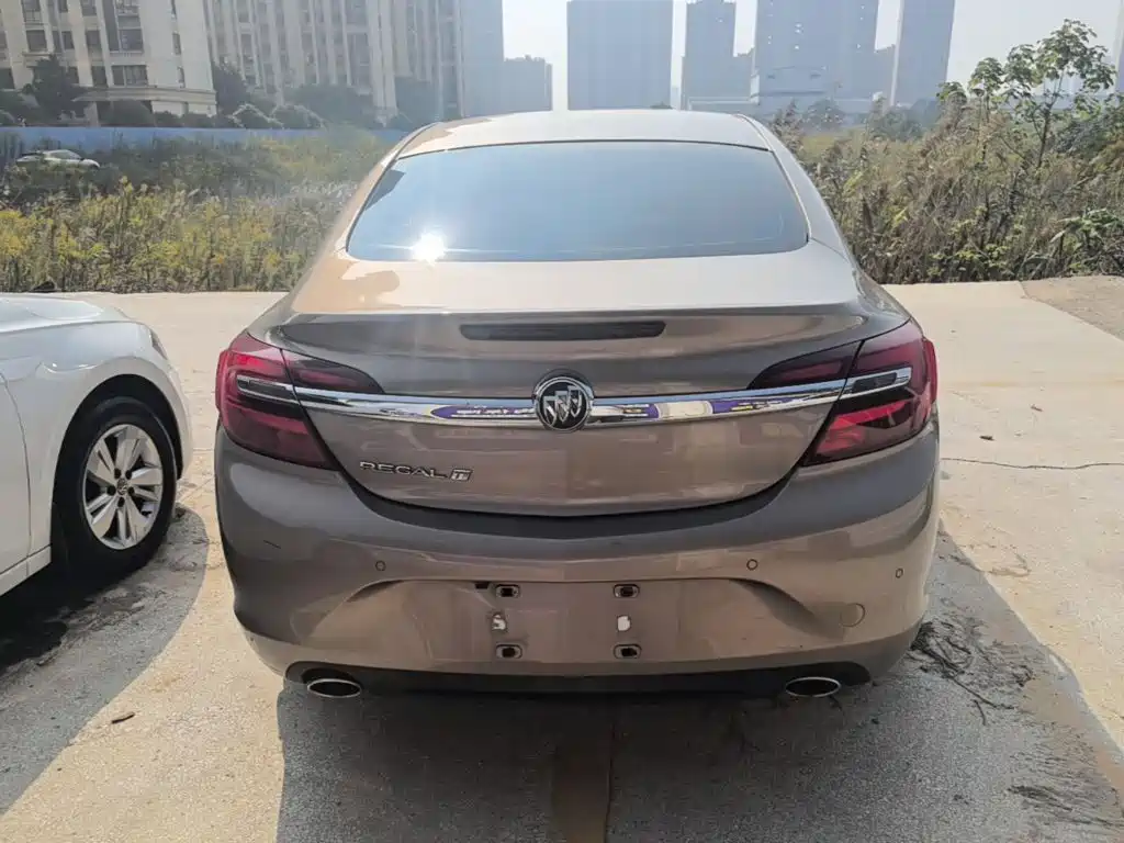 Buick Regal — миниатюра 6