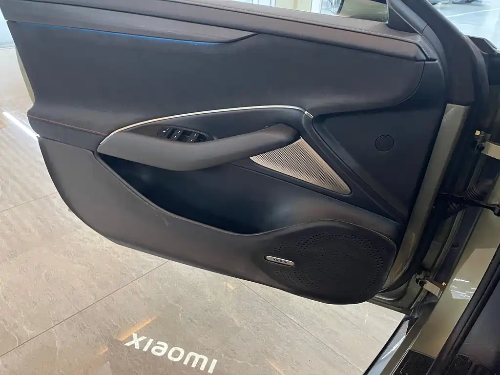 XIAOMI CAR XIAOMI SU7