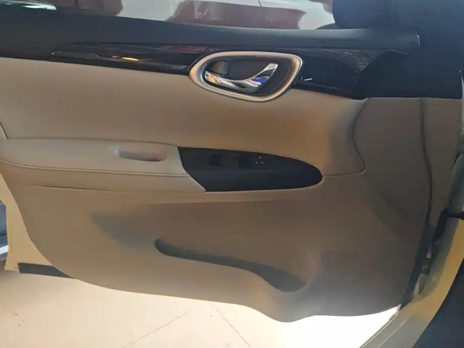 Nissan Sylphy — миниатюра 7