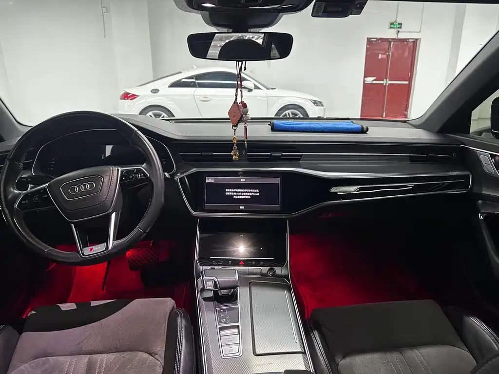 Audi A6L — миниатюра 6