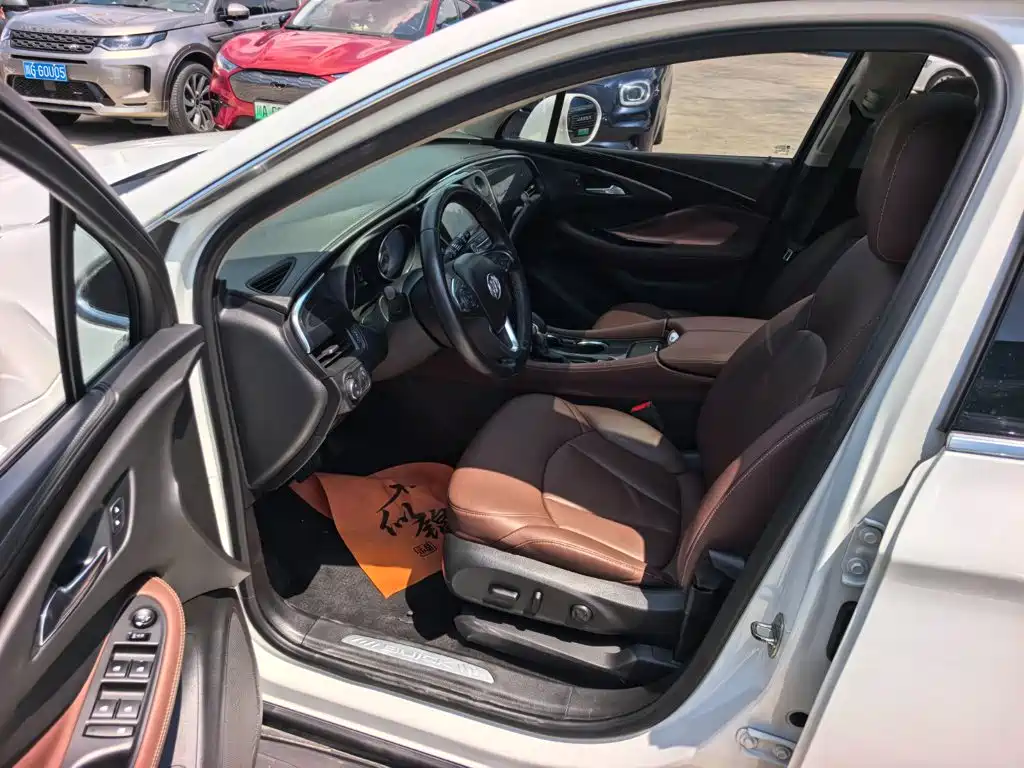 Buick Envision Plus — миниатюра 9