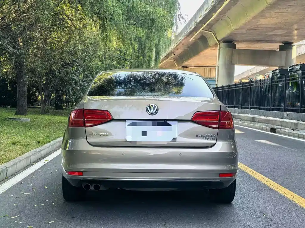 Volkswagen Sagitar — миниатюра 5
