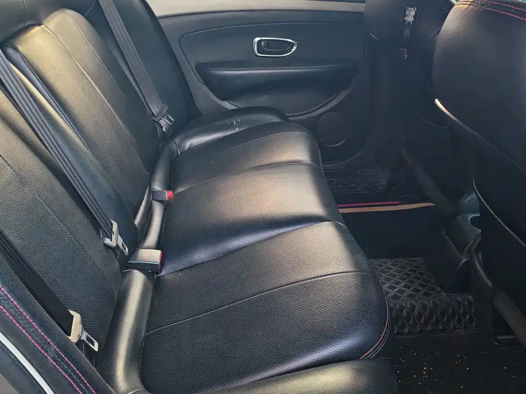 Nissan Sylphy — миниатюра 3