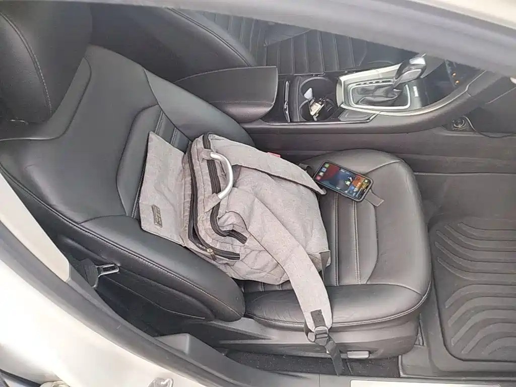 Ford Mondeo — миниатюра 25