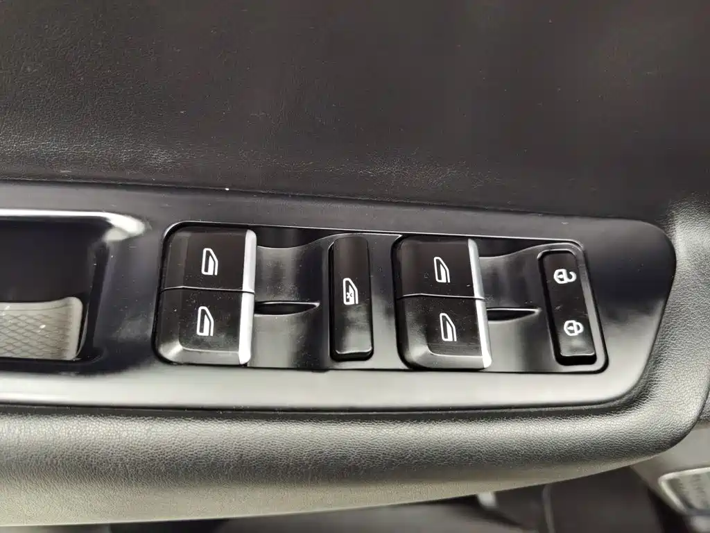 Geely Emgrand GS — миниатюра 9