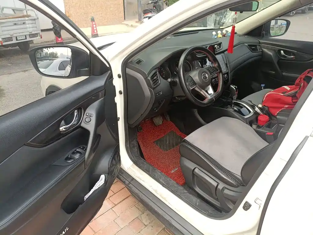 Nissan X-Trail — миниатюра 17
