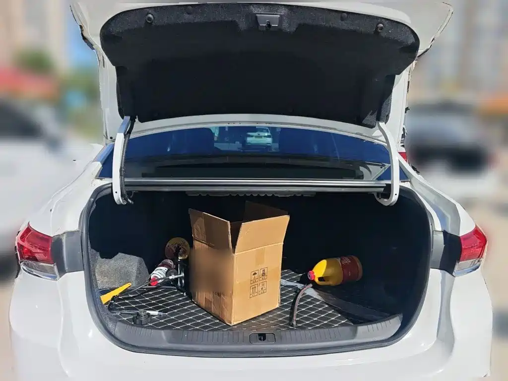 Buick Excelle — миниатюра 20