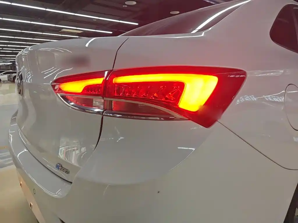 Buick Excelle — миниатюра 8