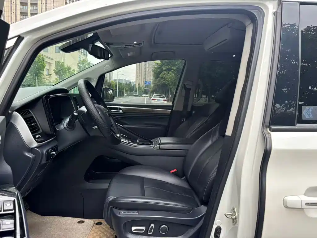 GAC Motor Trumpchi M8 — миниатюра 7