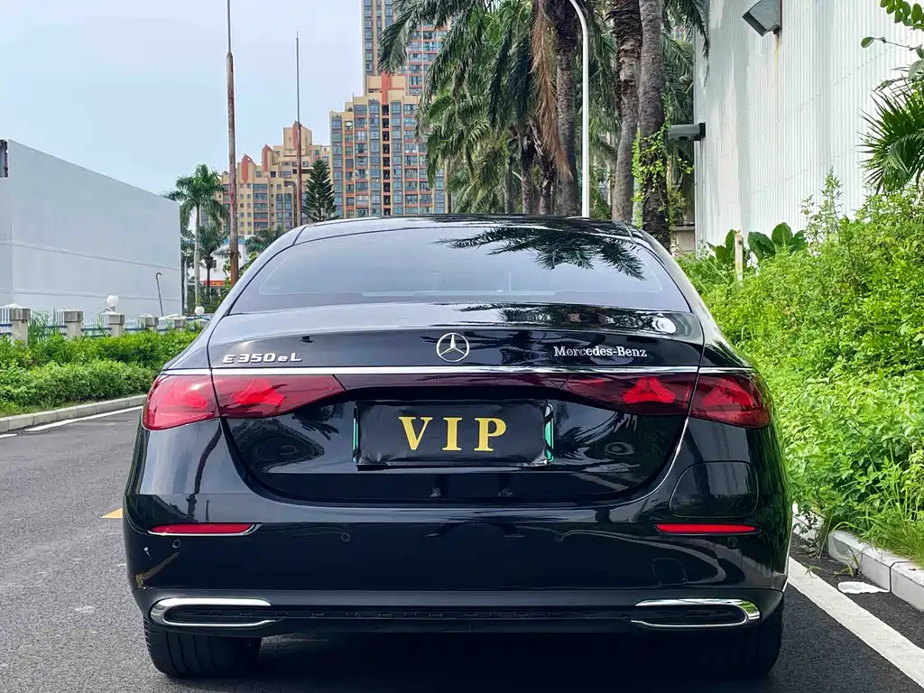 Mercedes-Benz E-Class New Energy — миниатюра 8