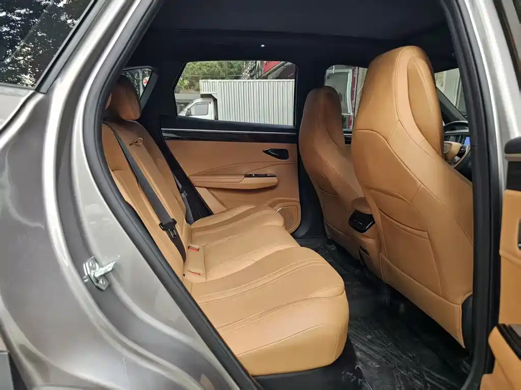 GEELY GALAXY GALAXY L7