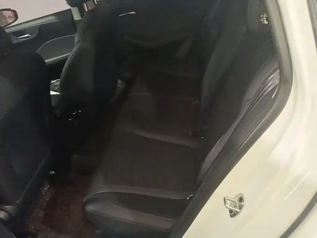 Roewe i5 — миниатюра 17