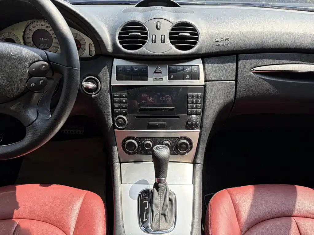 Mercedes-Benz CLK-Class — миниатюра 18